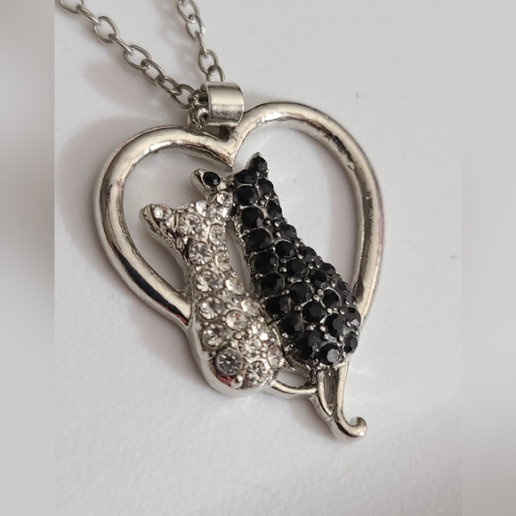 Kitty cat necklace Rhinestones silver costume jewelry euc 21" long - Picture 5 of 5